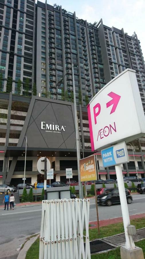 Adore Homestay@Emira Seksyen 13 Shah Alam, Msu, Stadium, Aeon Mall Exteriör bild